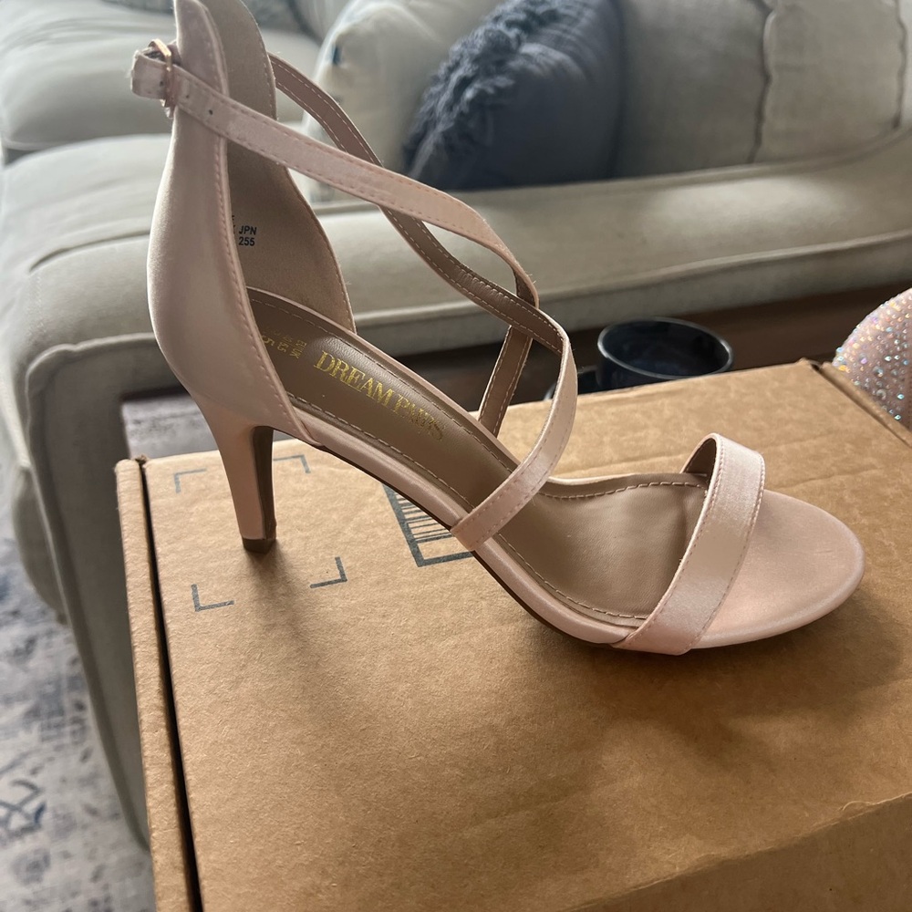 Dream Pairs Women's Blush Strappy Heels